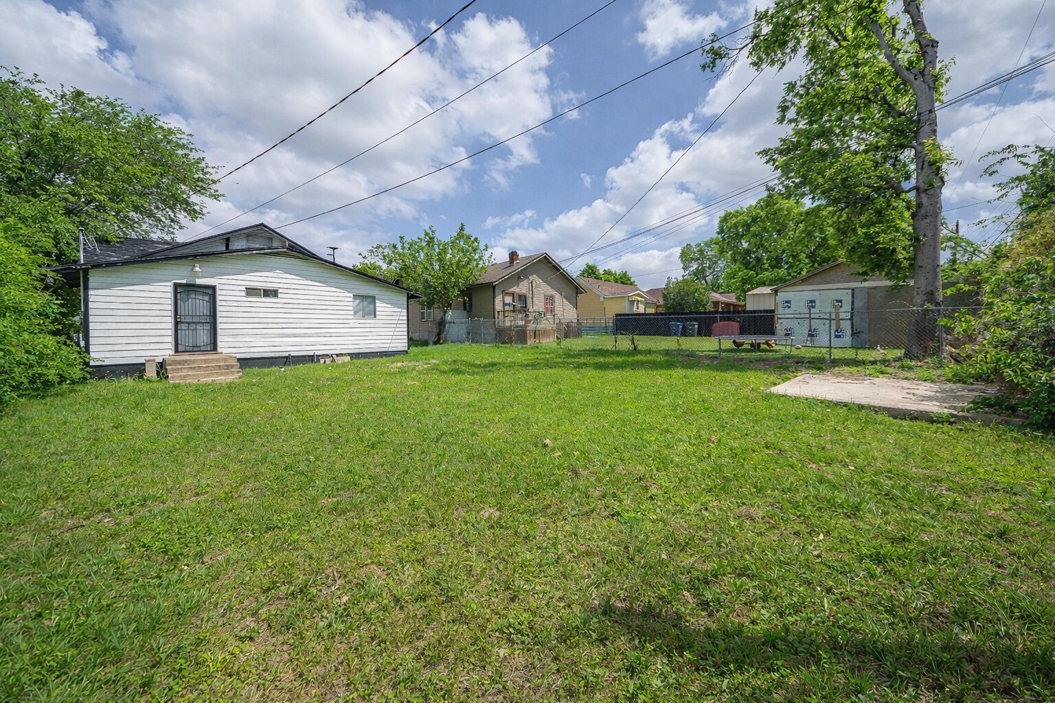 2628 Avenue G Fort Worth TX 76105