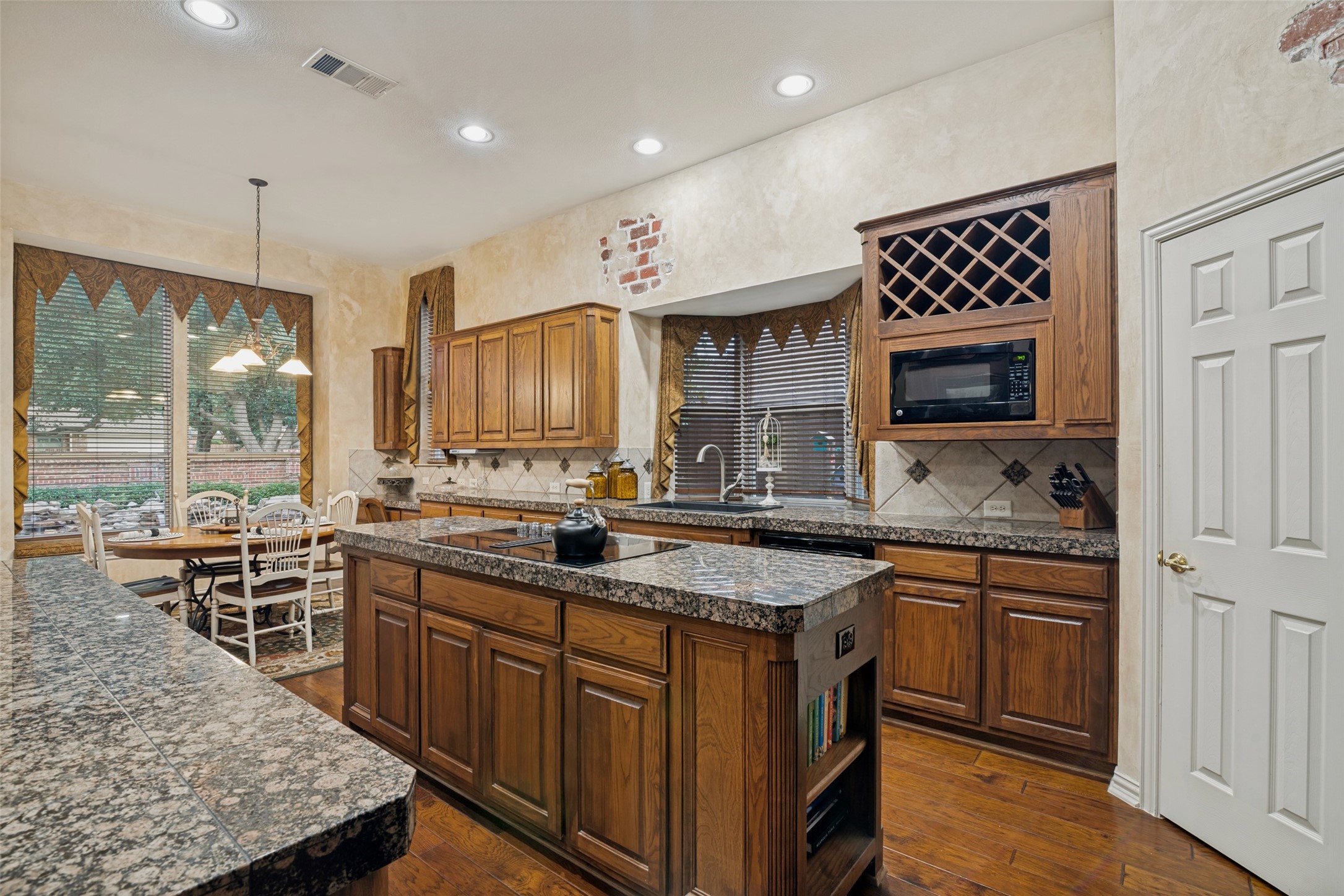 224 Brandon Lane Murphy TX 75094