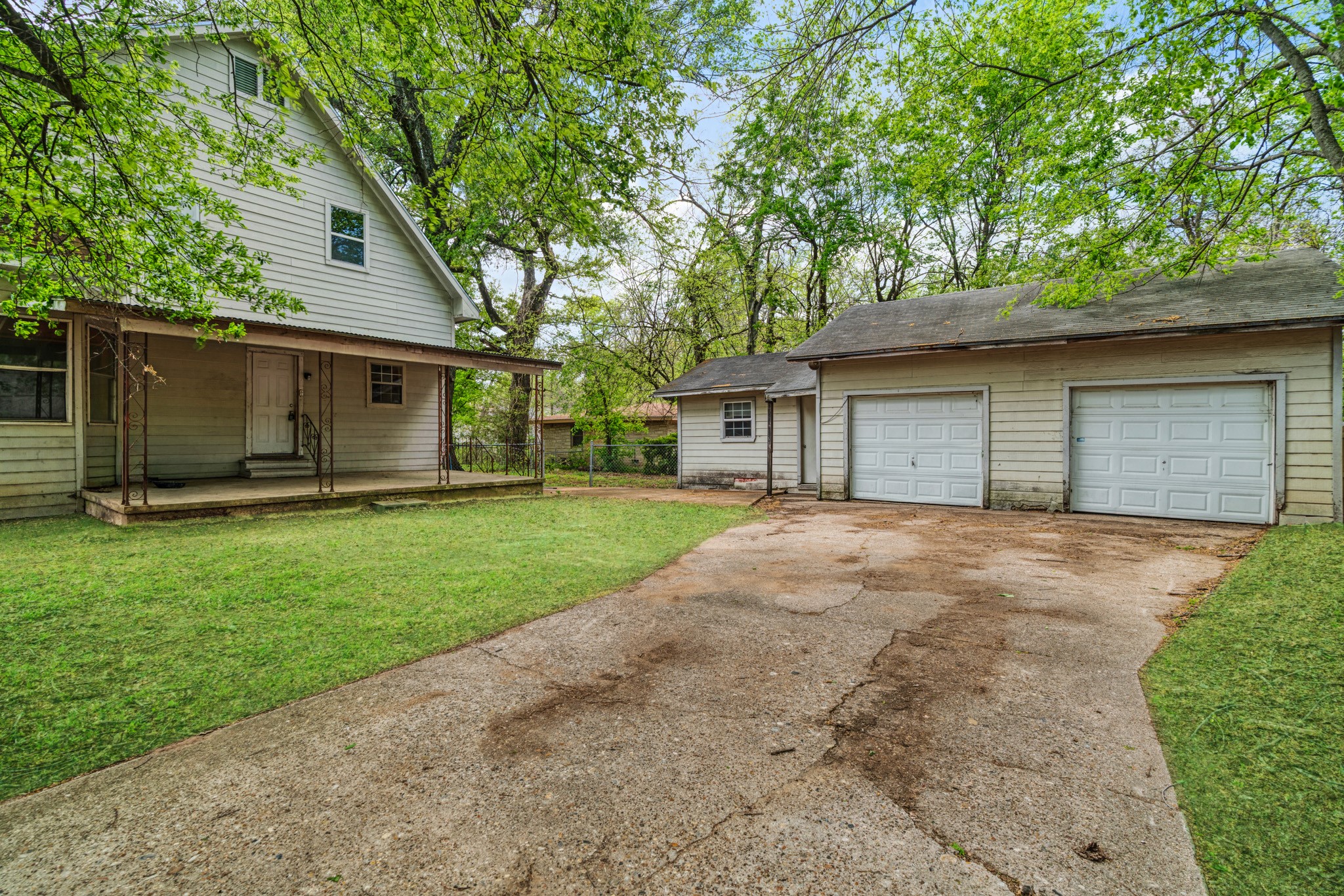 1363 Pine Bluff Street Paris TX 75460
