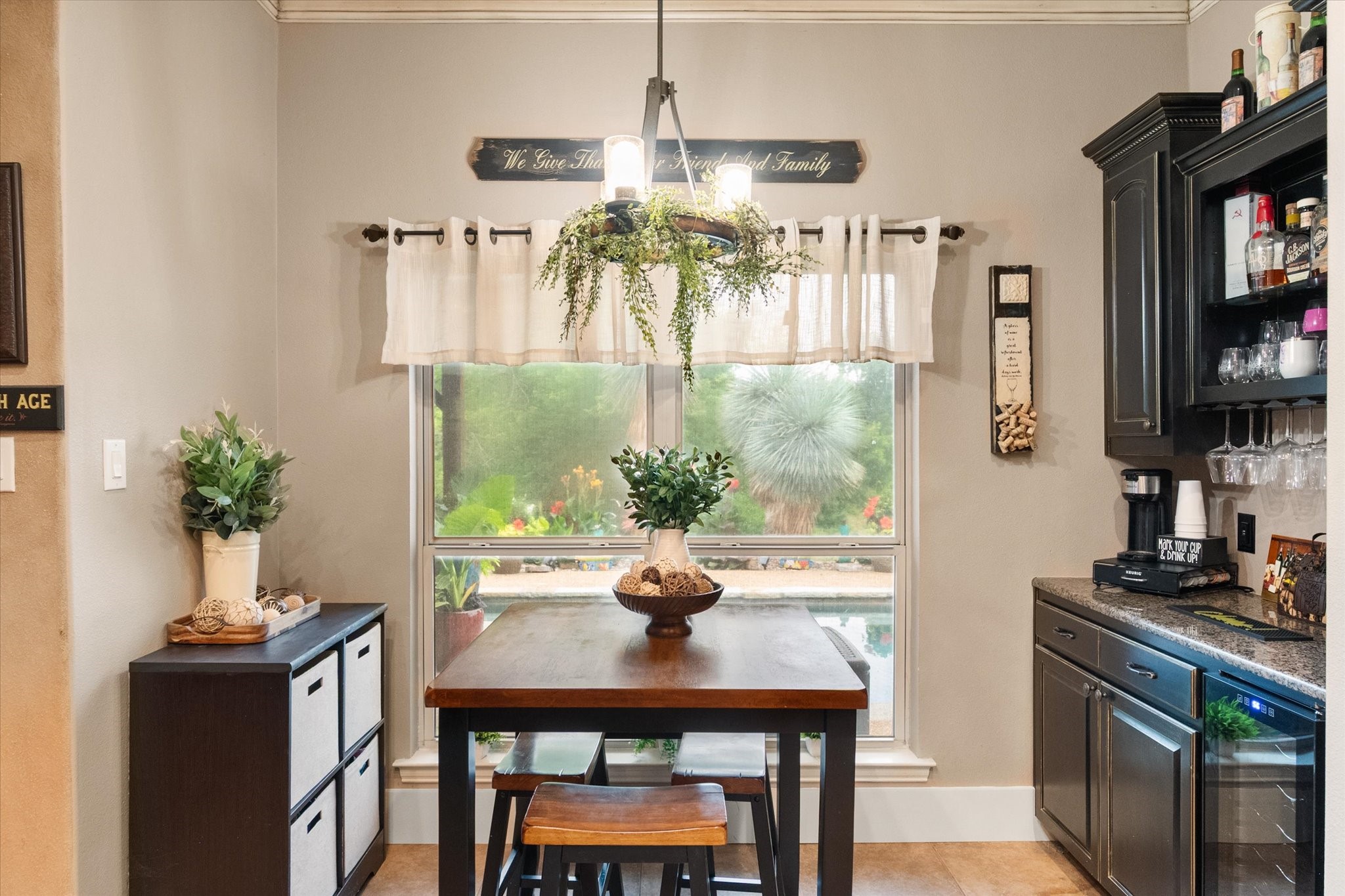 1103 Louise Lane Ennis TX 75119