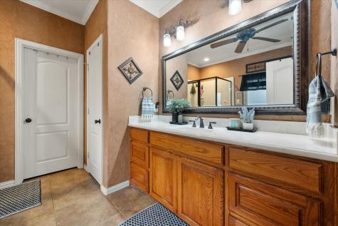 1103 Louise Lane Ennis TX 75119