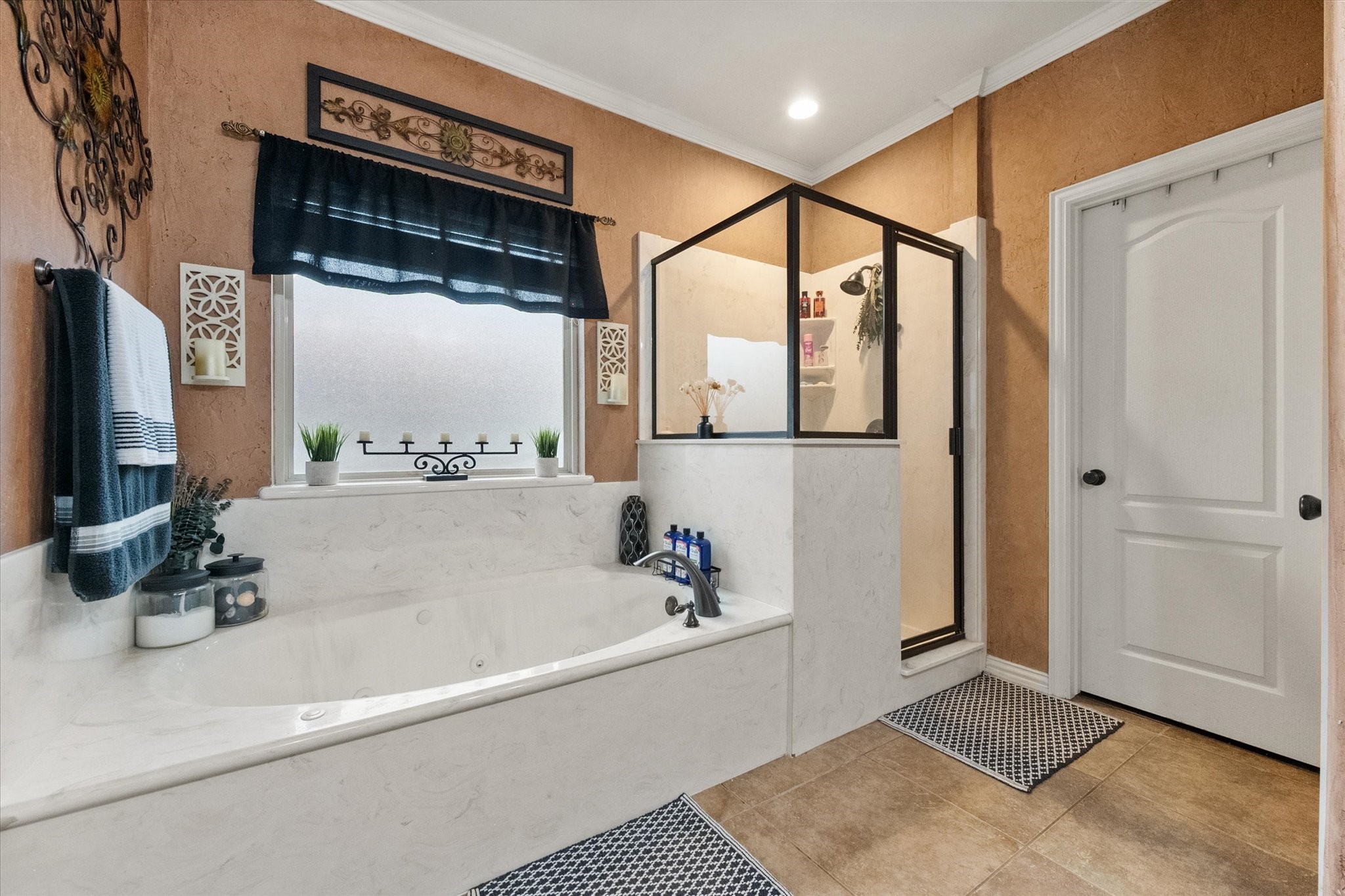 1103 Louise Lane Ennis TX 75119