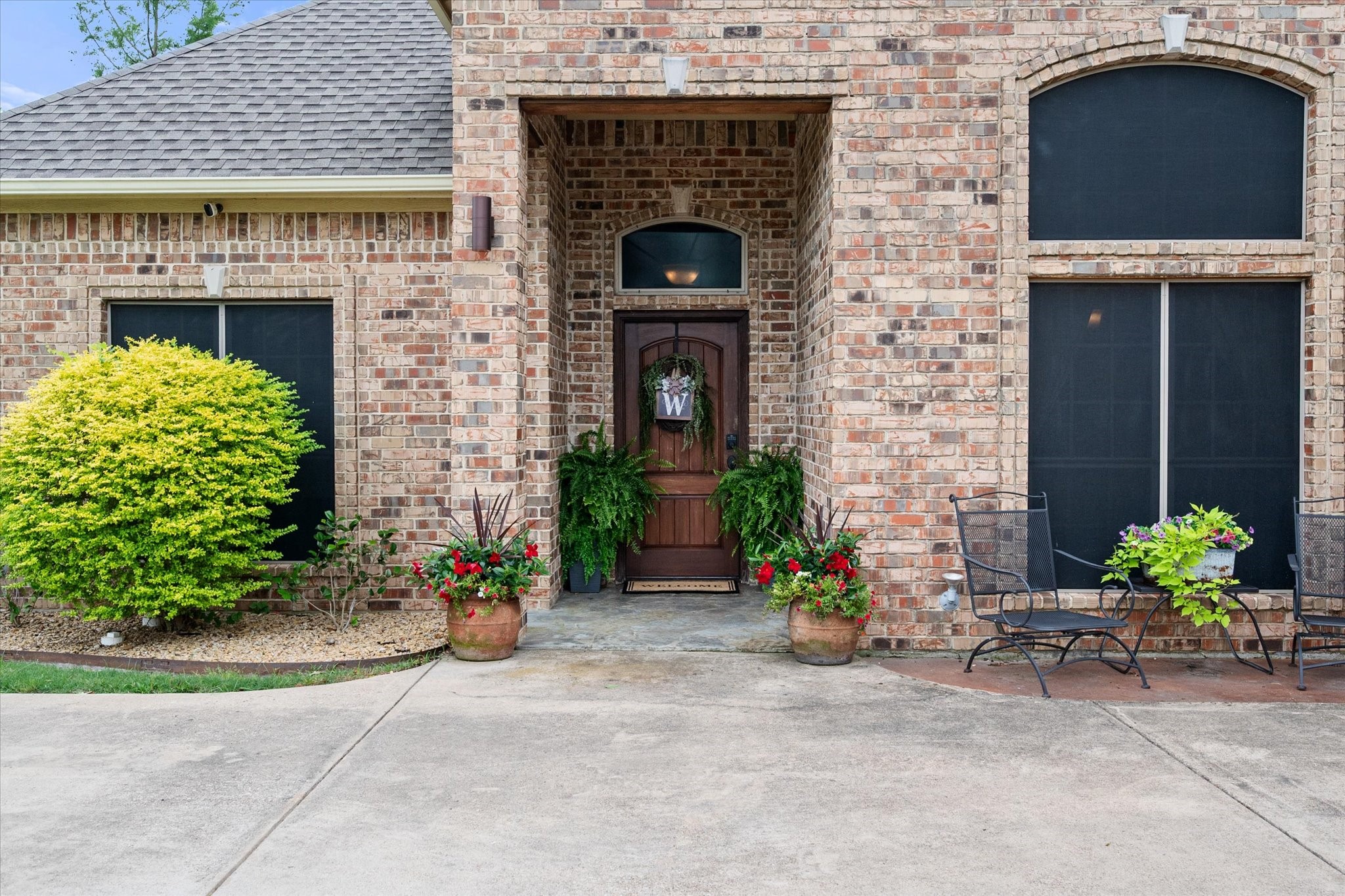 1103 Louise Lane Ennis TX 75119