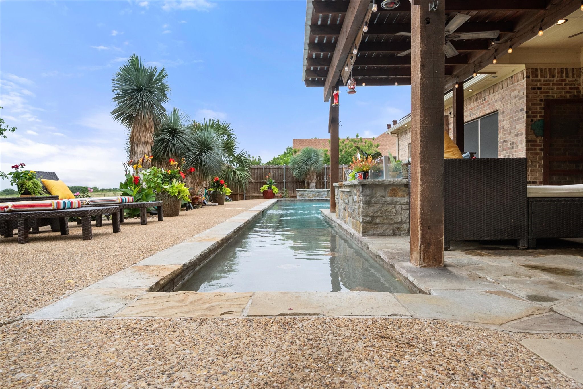 1103 Louise Lane Ennis TX 75119