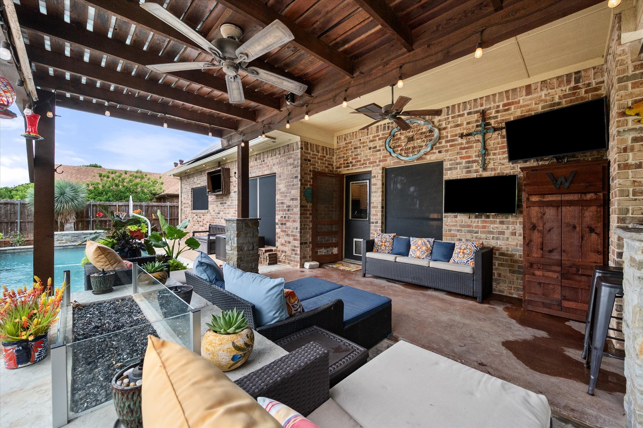 1103 Louise Lane Ennis TX 75119