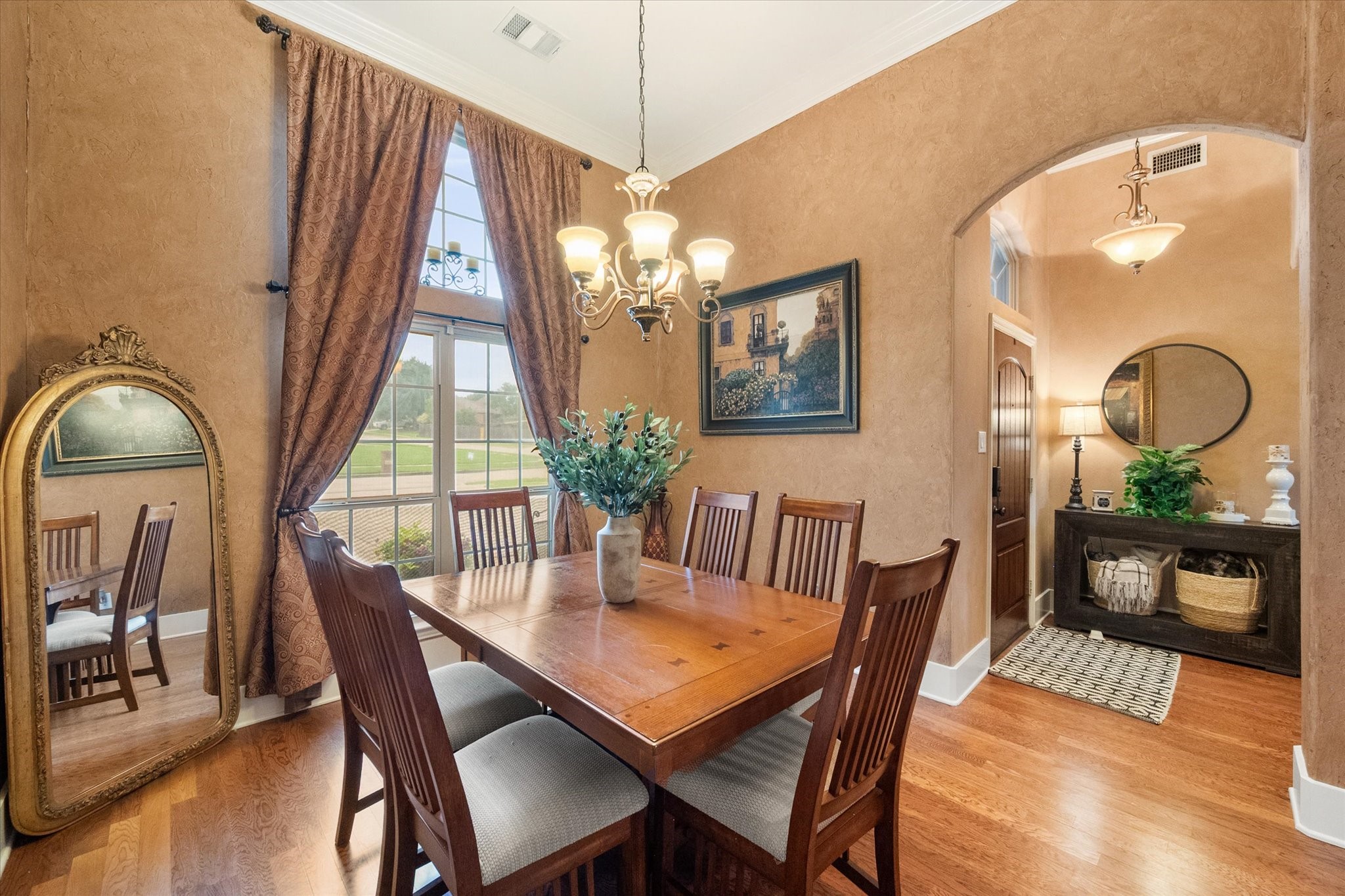 1103 Louise Lane Ennis TX 75119