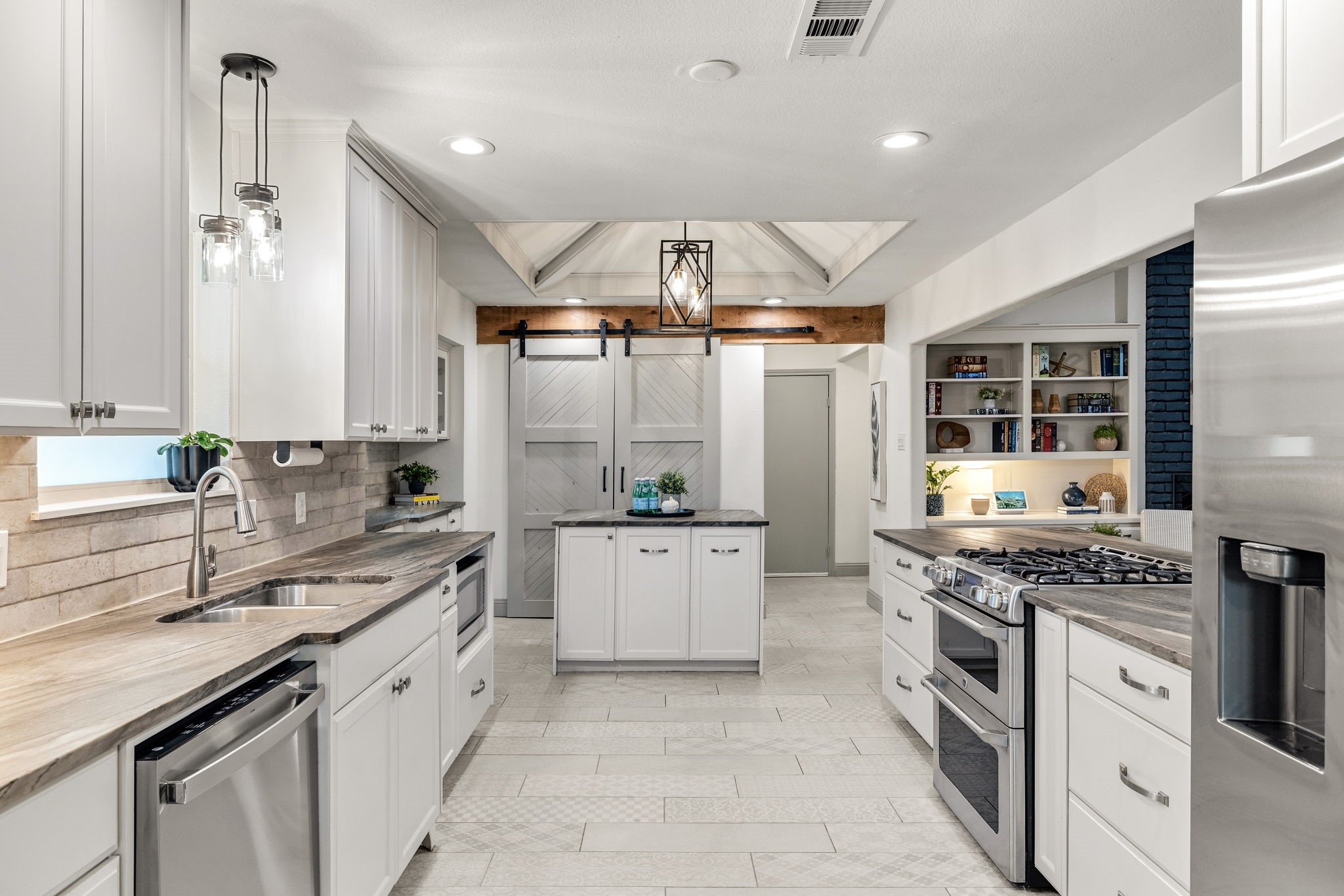 6008 Gentle Knoll Lane Dallas TX 75248