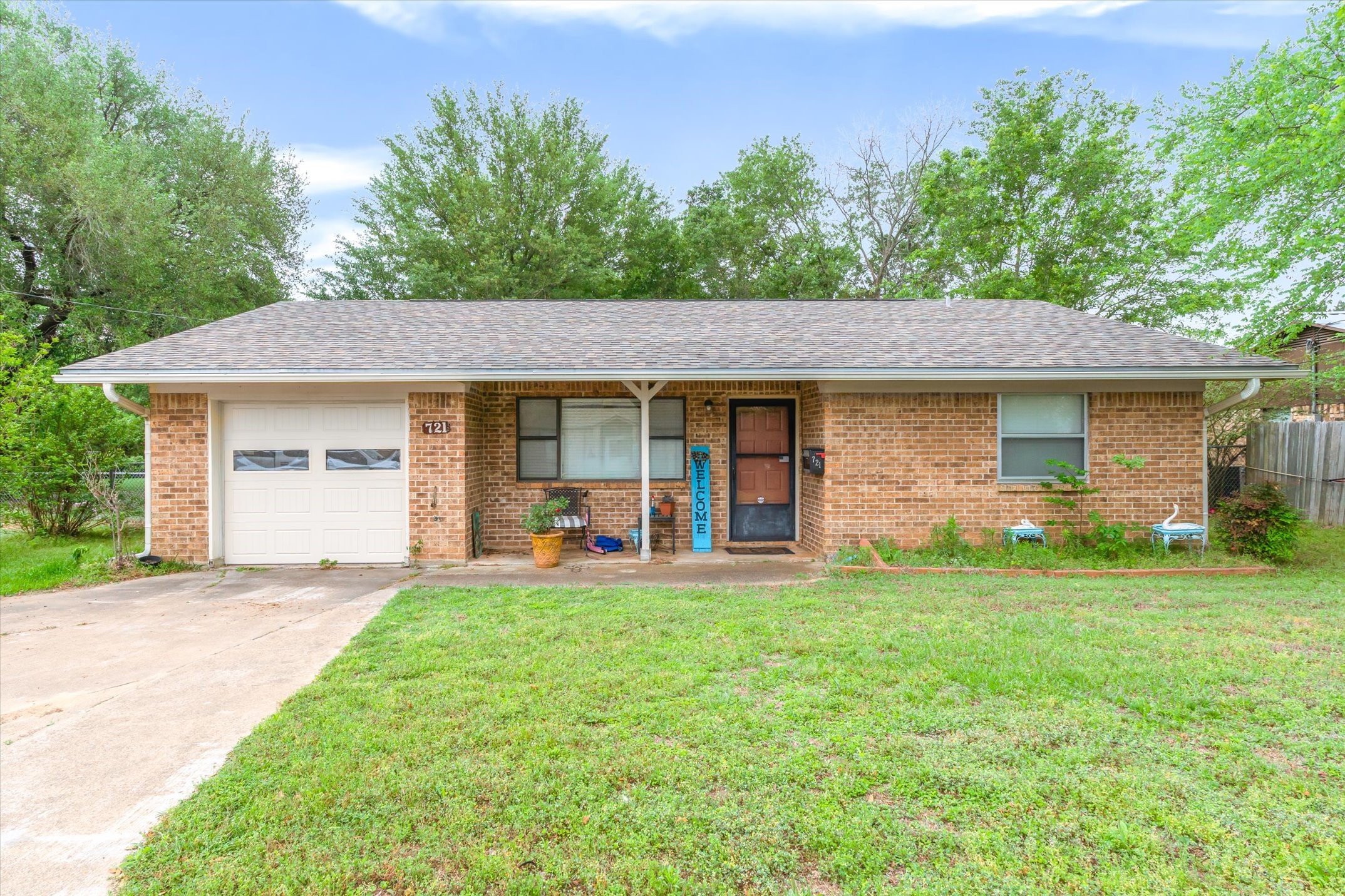 721 Water Crest Circle Canton TX 75103