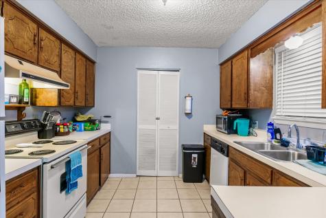 721 Water Crest Circle Canton TX 75103