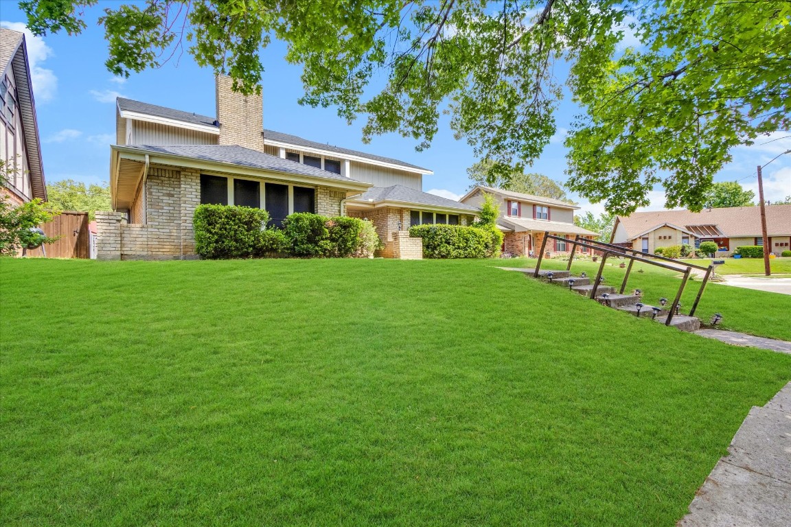 3809 Kellywood Court E Irving TX 75038