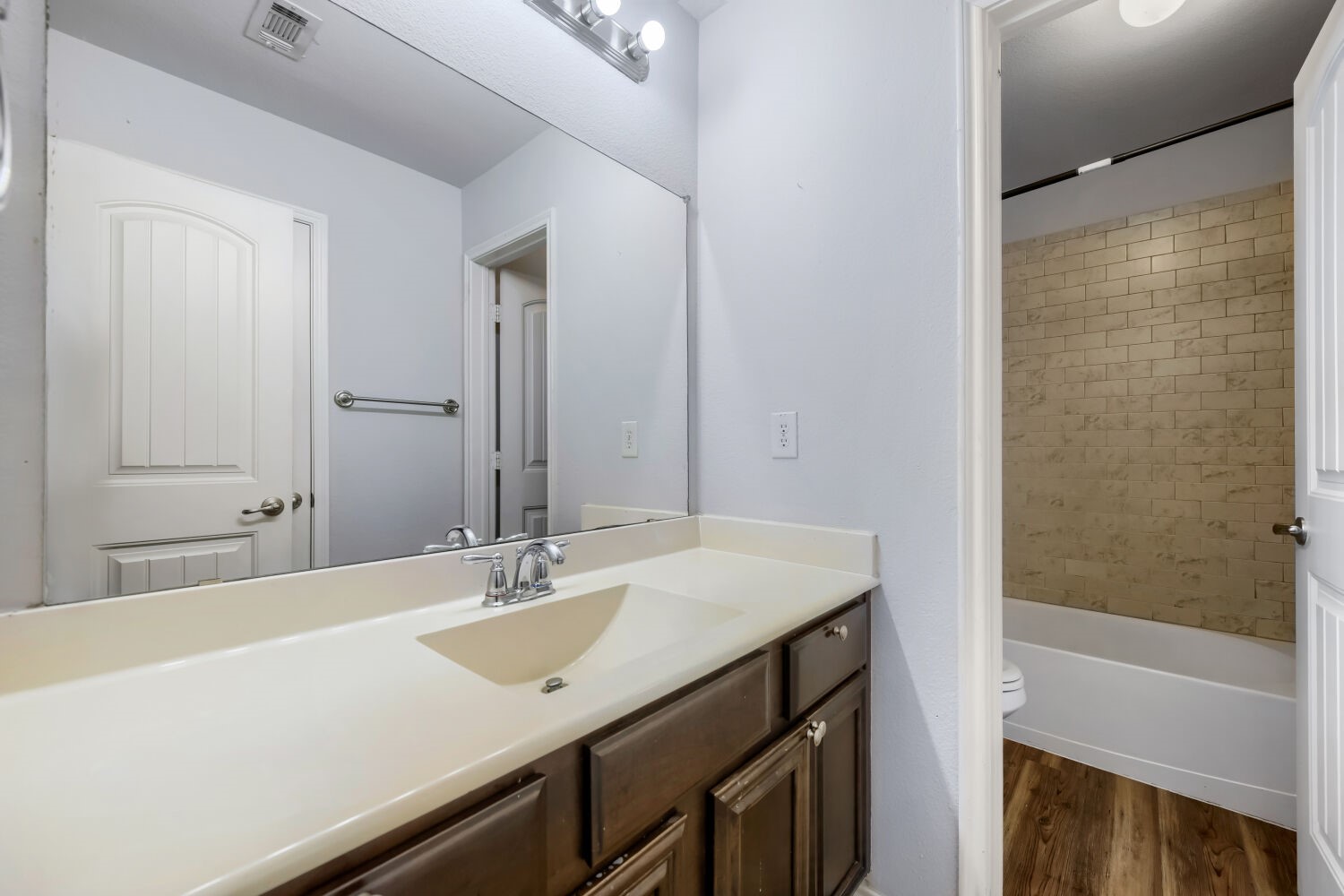 1513 Vermont Avenue Lancaster TX 75134