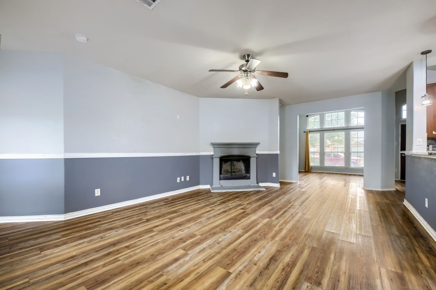 1513 Vermont Avenue Lancaster TX 75134