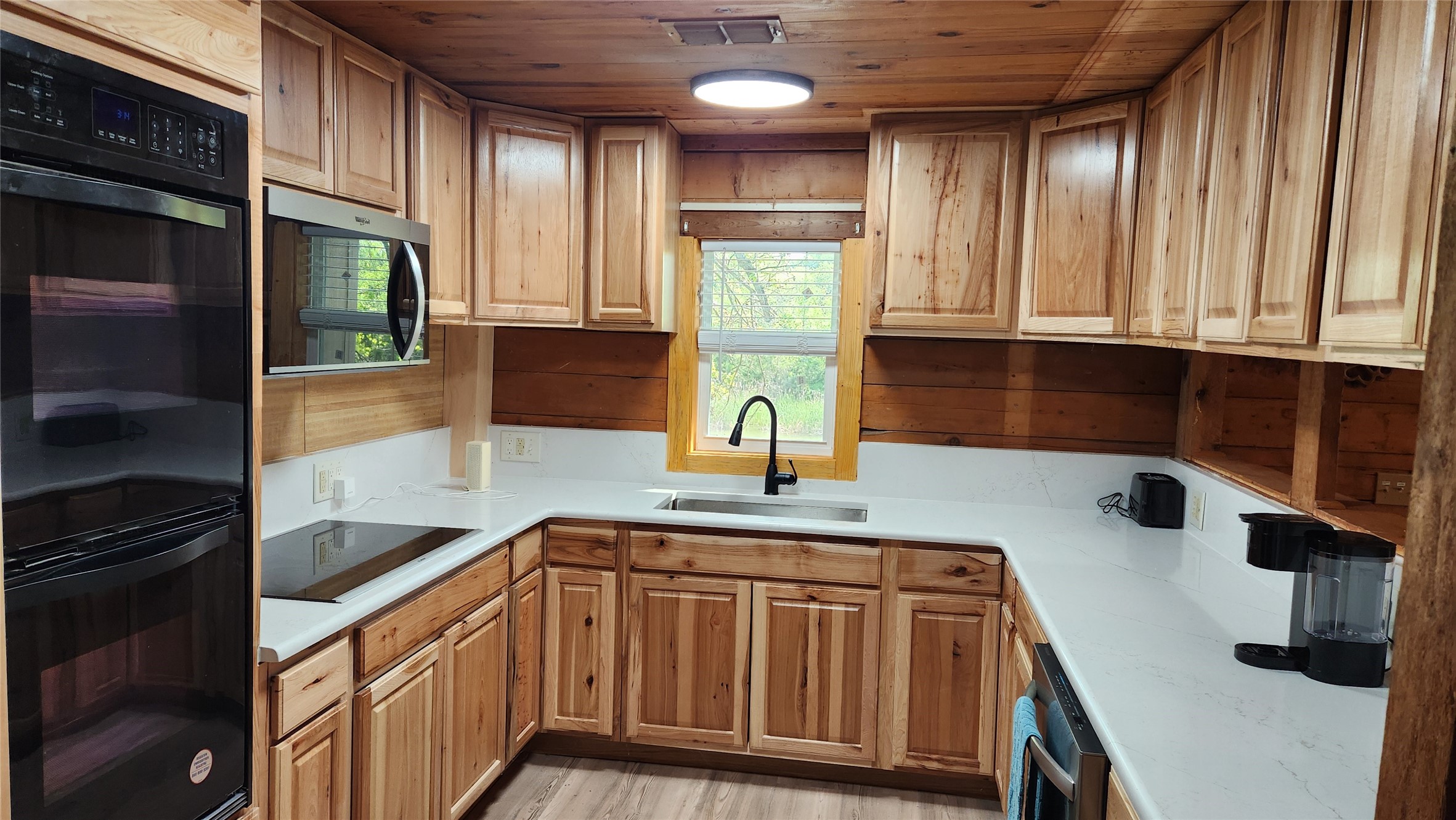 3307 Robinson Creek Drive Granbury TX 76048