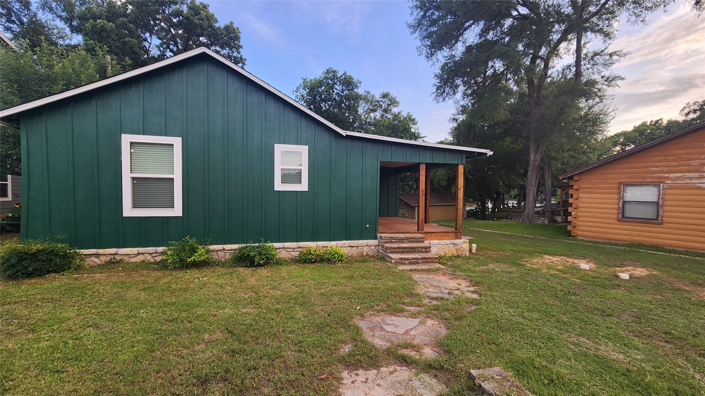 3307 Robinson Creek Drive Granbury TX 76048