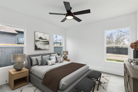 2120 Tisinger Avenue Dallas TX 75228