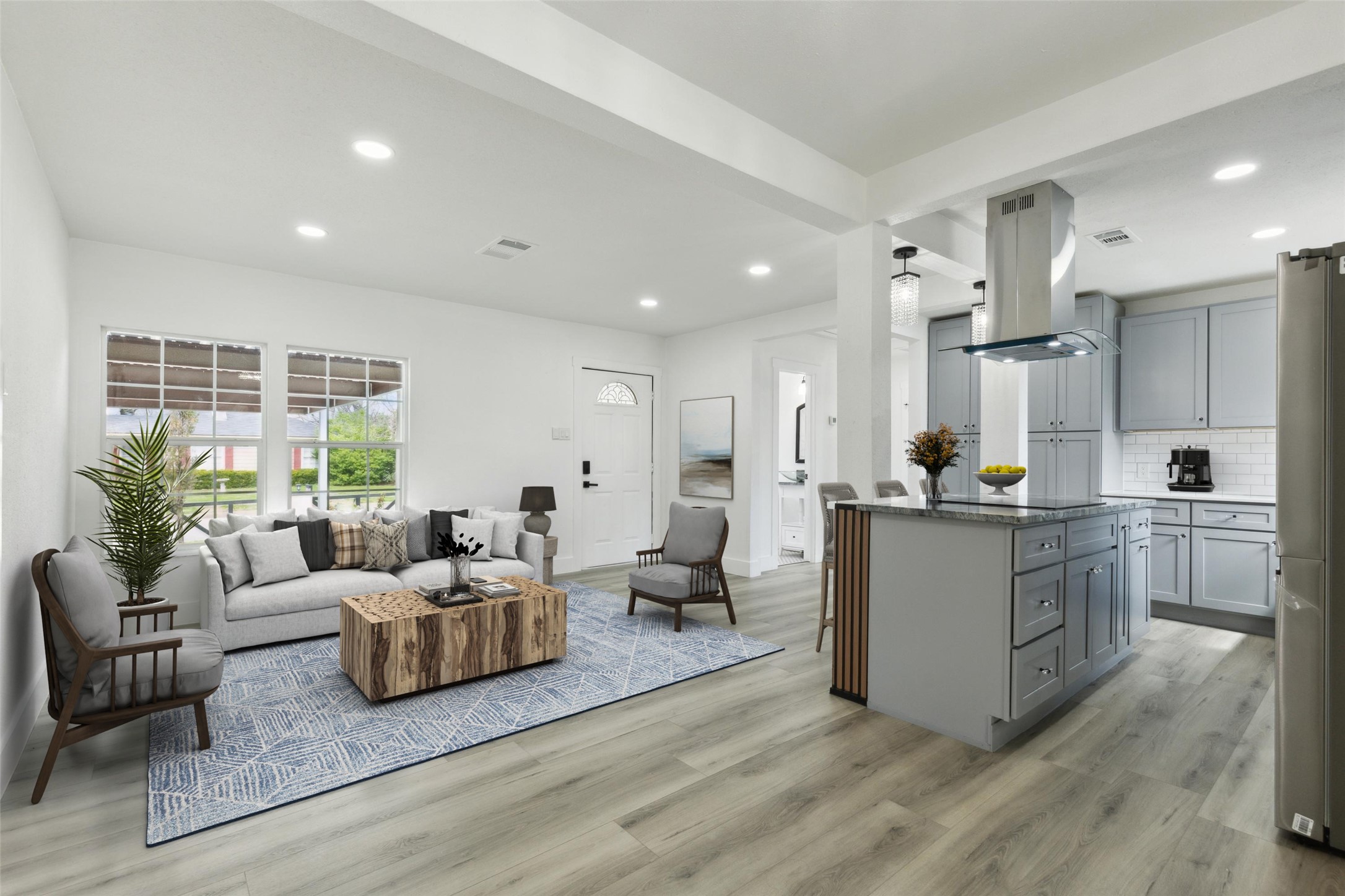 2120 Tisinger Avenue Dallas TX 75228