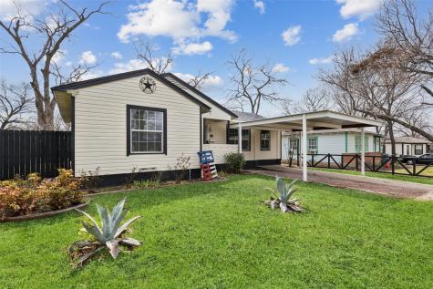 2120 Tisinger Avenue Dallas TX 75228