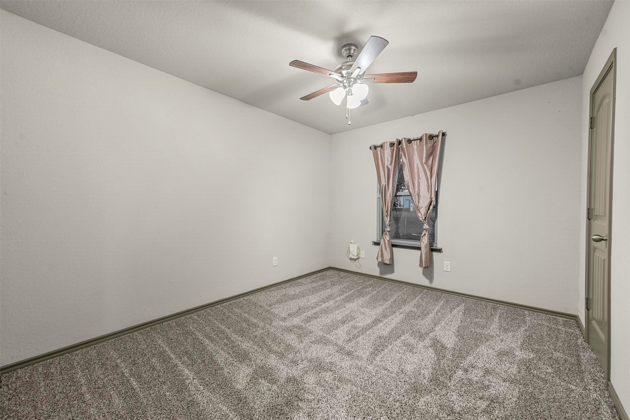 268 Hilltop Trail New Fairview TX 76078