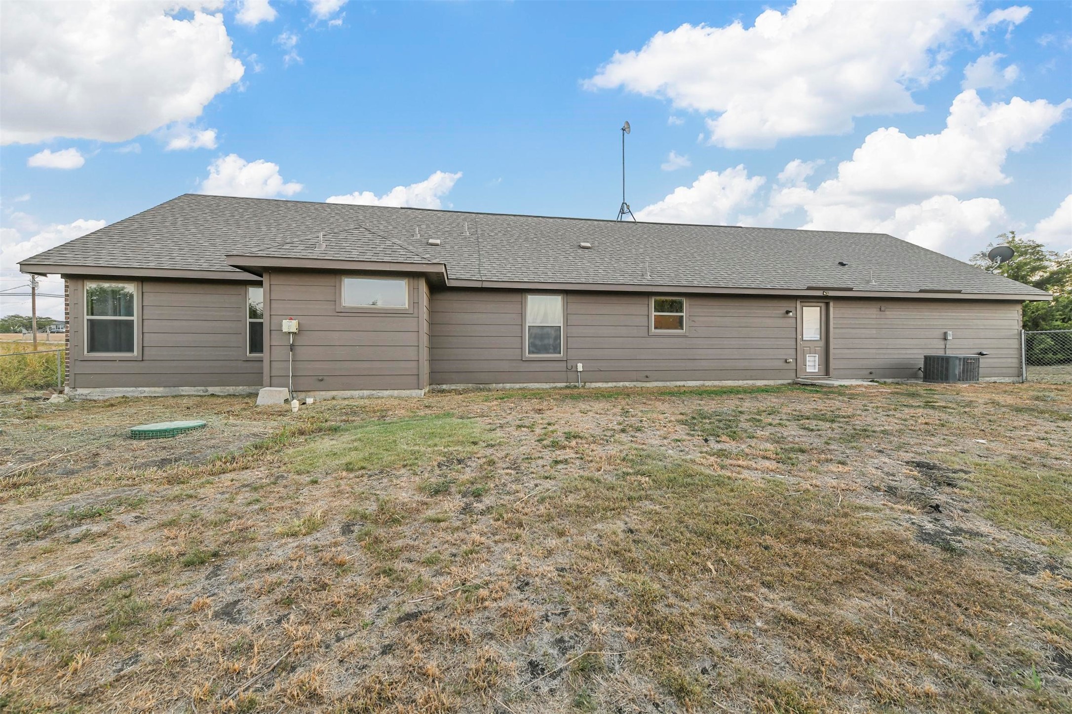 268 Hilltop Trail New Fairview TX 76078