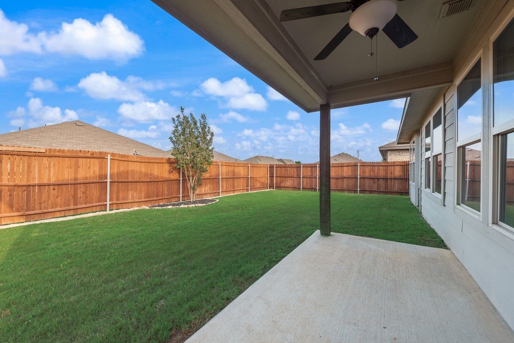 9221 Poynter Street Fort Worth TX 76123