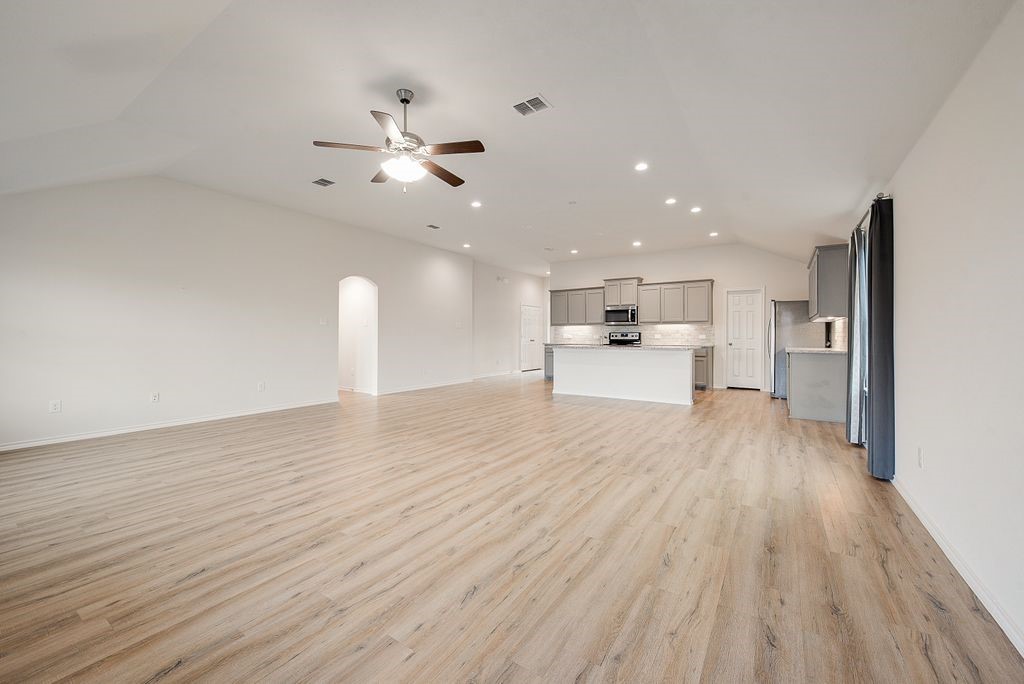 9221 Poynter Street Fort Worth TX 76123