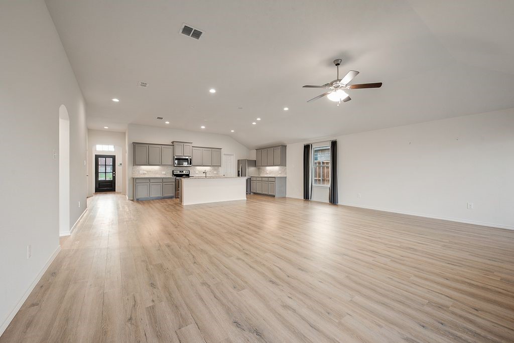9221 Poynter Street Fort Worth TX 76123