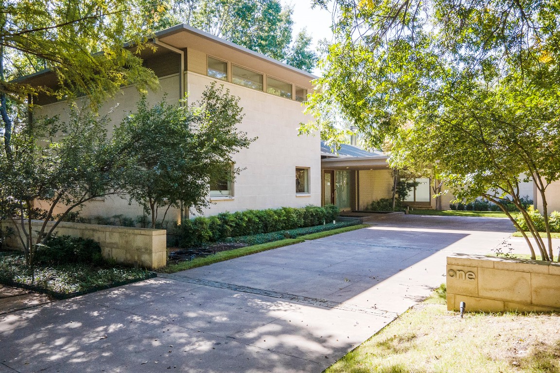 1 Green Park Drive Dallas TX 75248