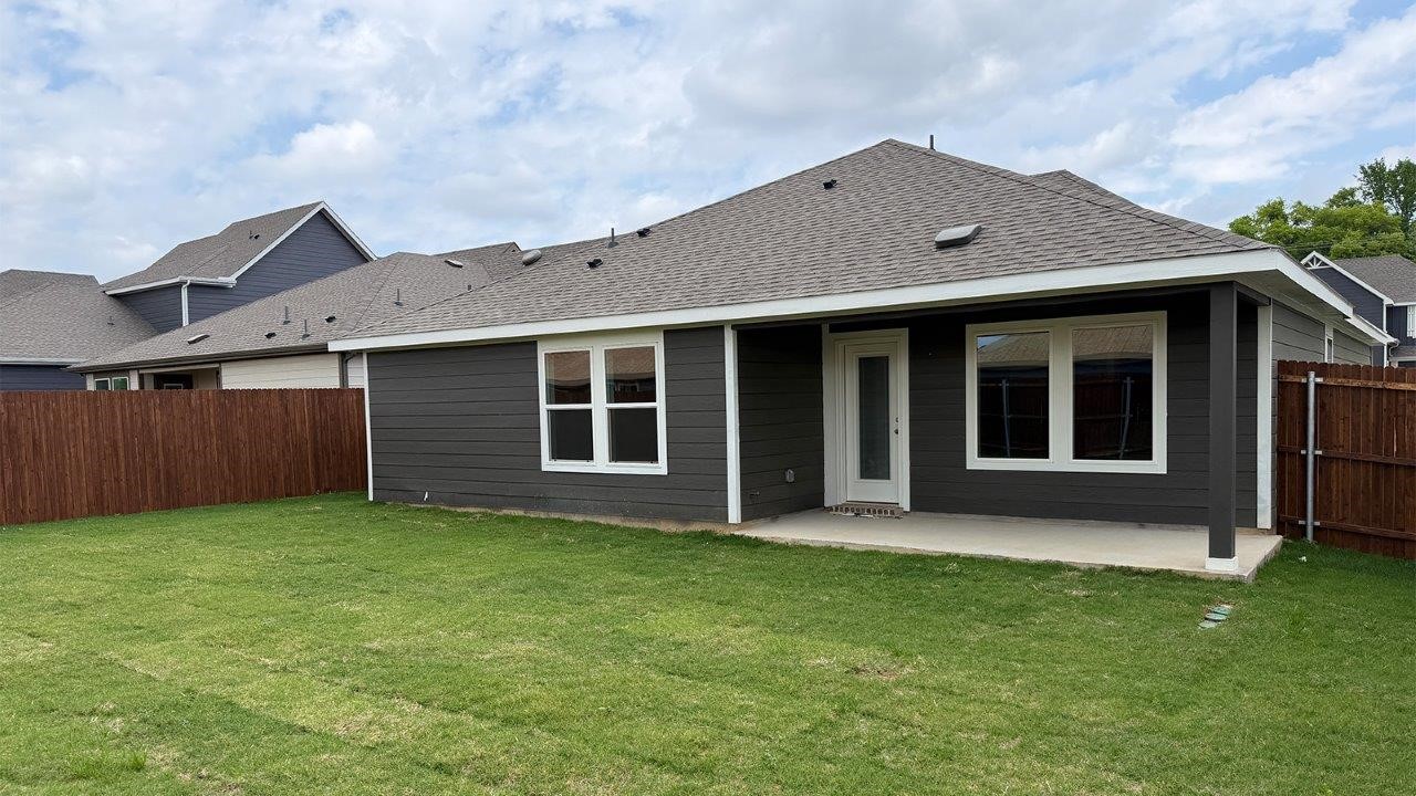 2040 Bobby Ashcraft Drive Lindale TX 75771