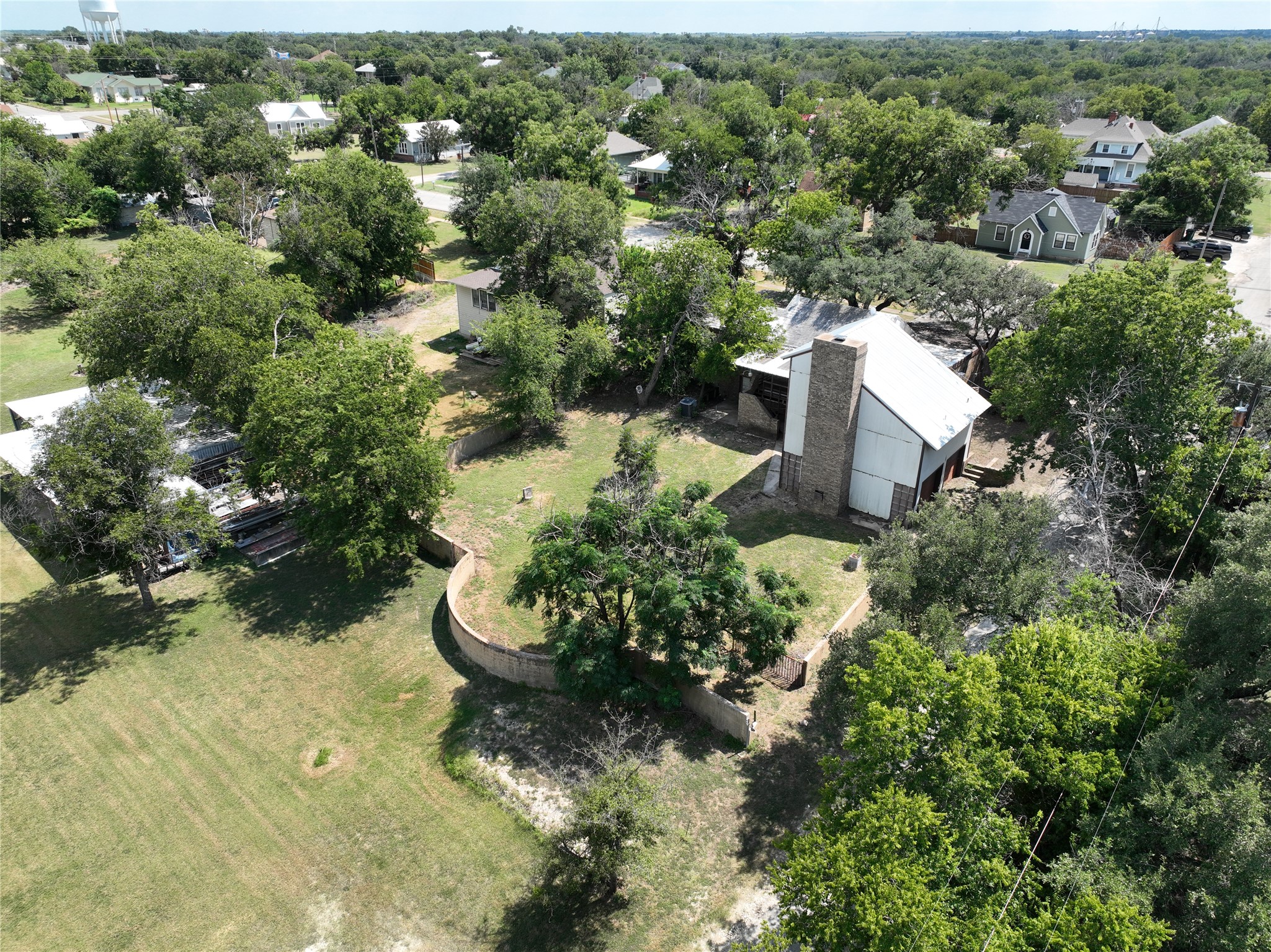 601 E Henry Street Hamilton TX 76531
