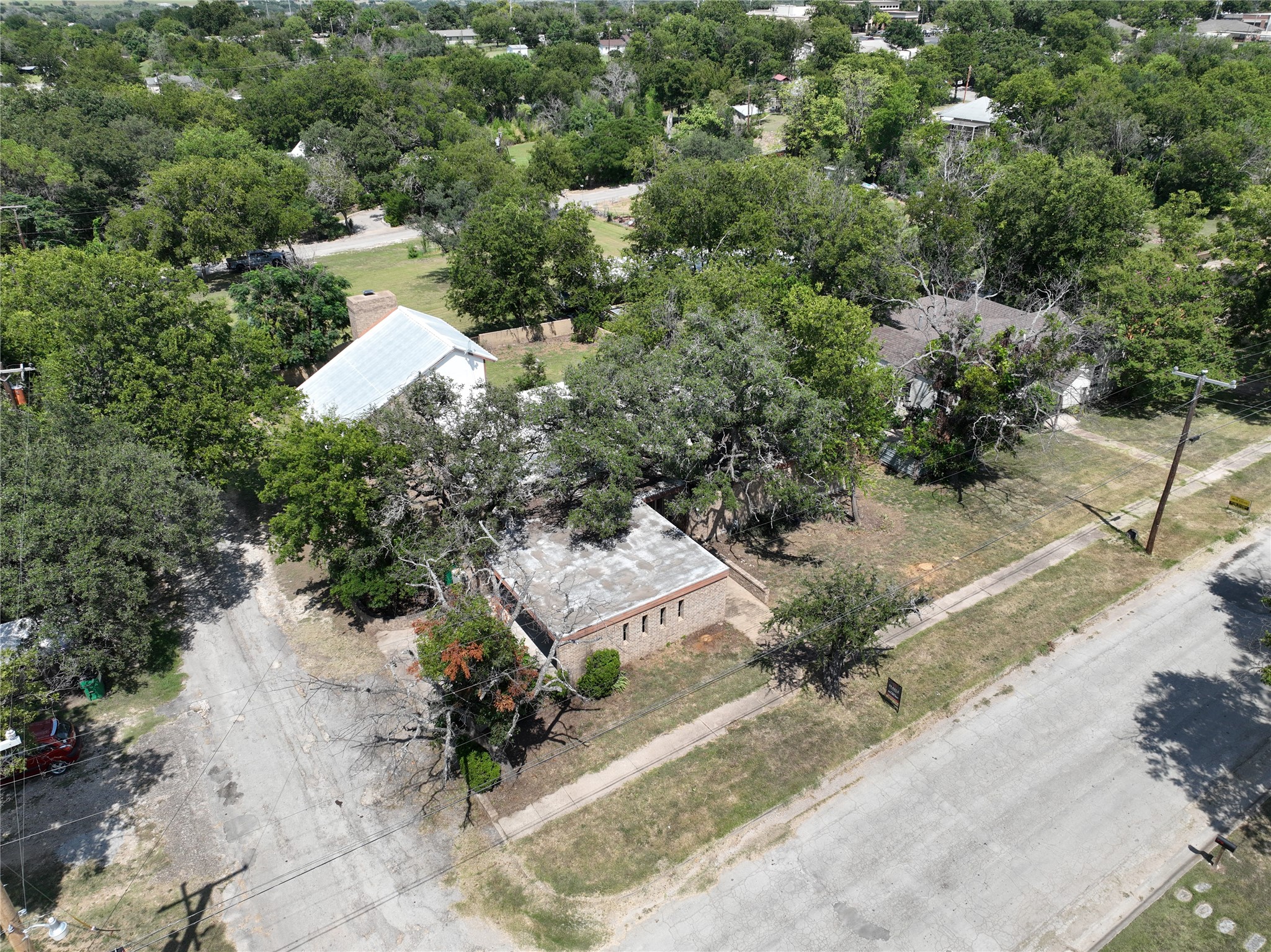 601 E Henry Street Hamilton TX 76531