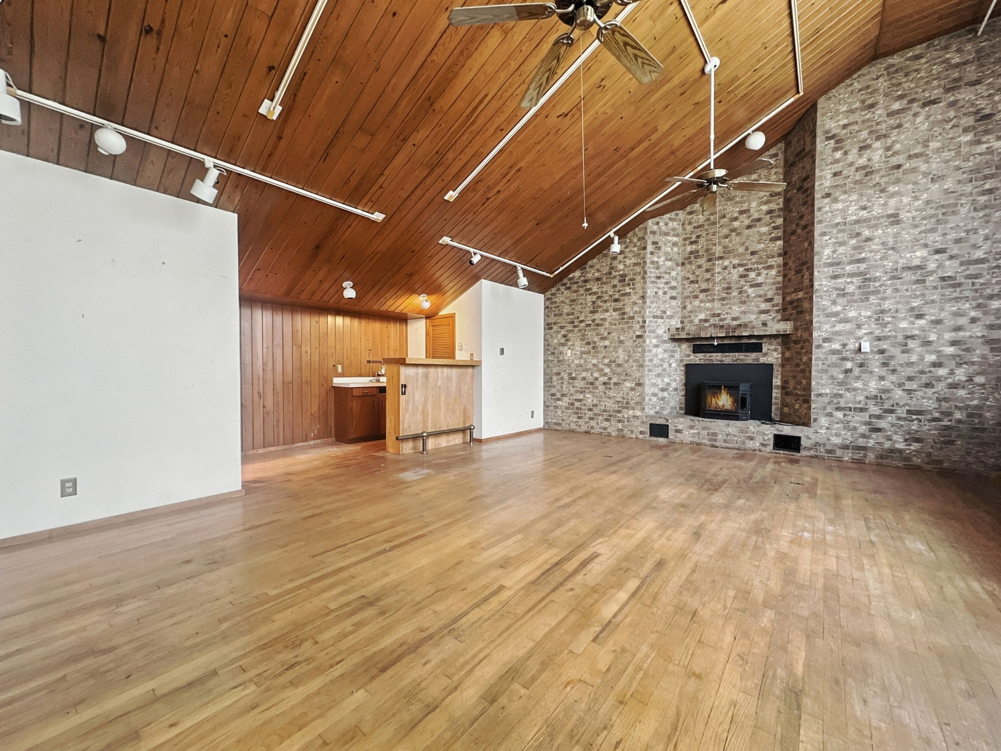 601 E Henry Street Hamilton TX 76531