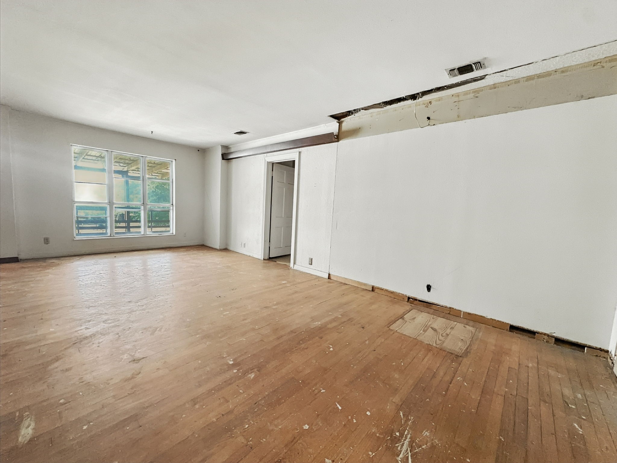 601 E Henry Street Hamilton TX 76531