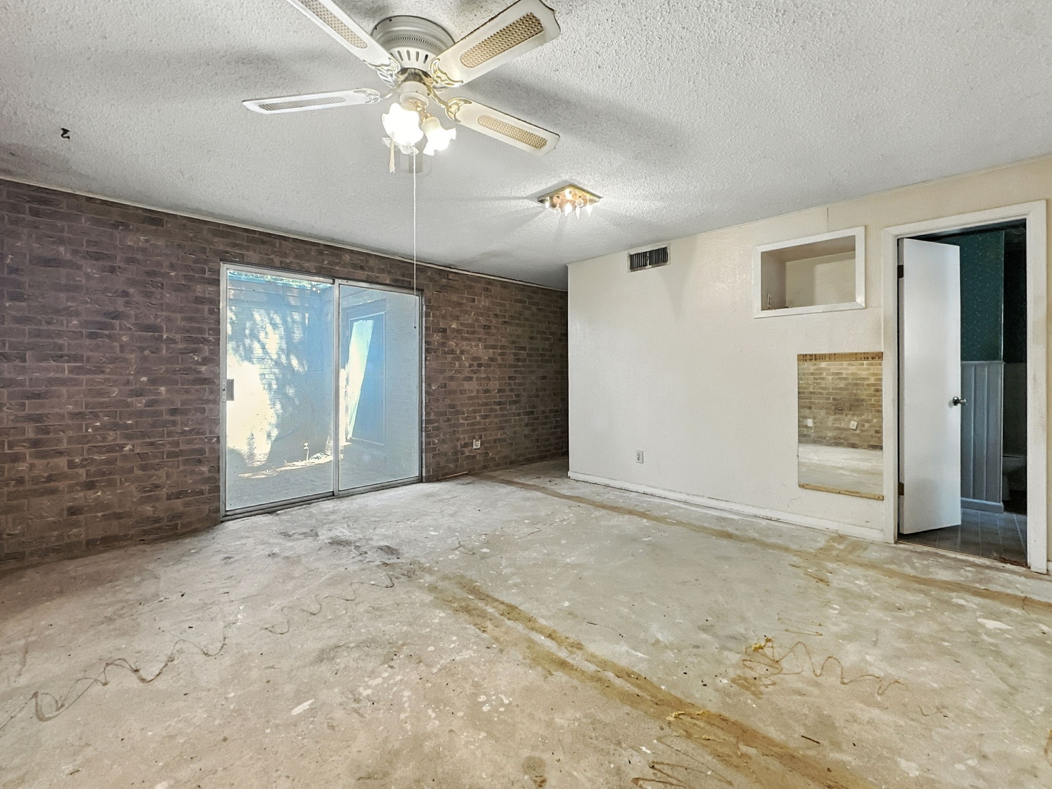601 E Henry Street Hamilton TX 76531
