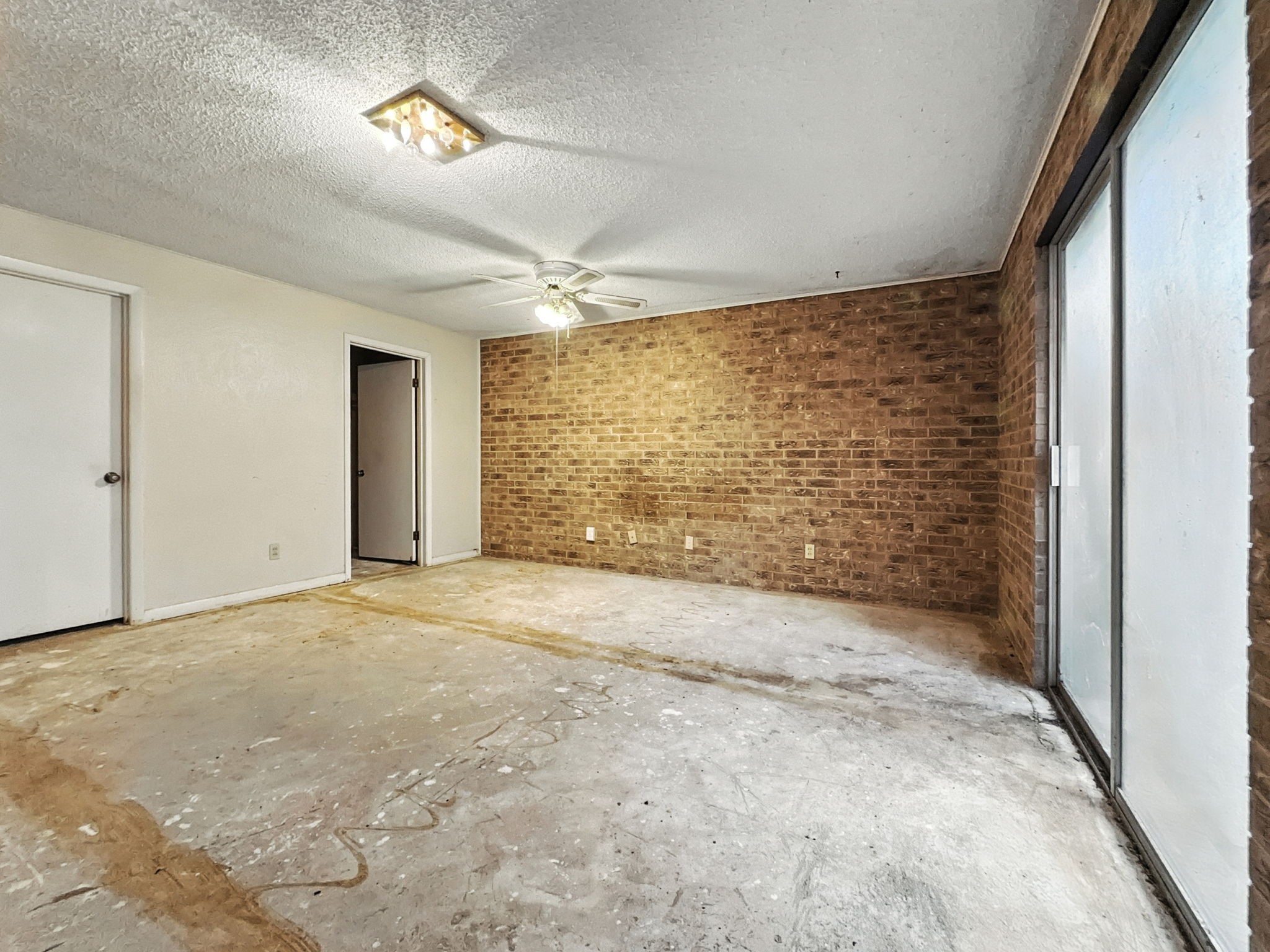 601 E Henry Street Hamilton TX 76531