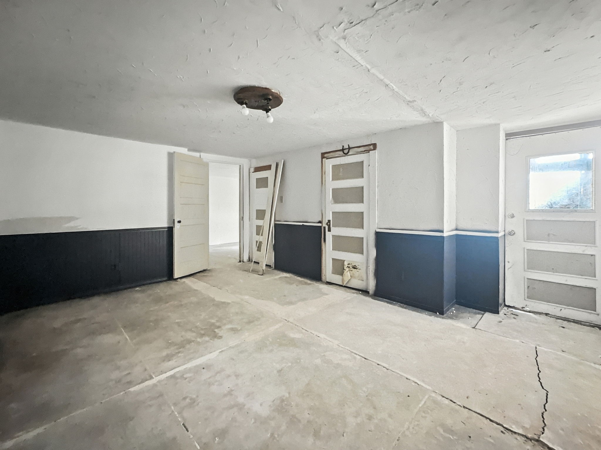 601 E Henry Street Hamilton TX 76531