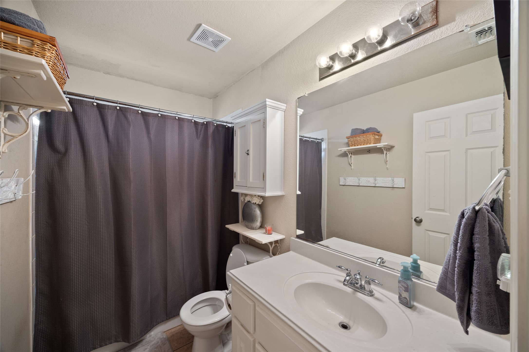 1503 Vinecrest Lane Allen TX 75002