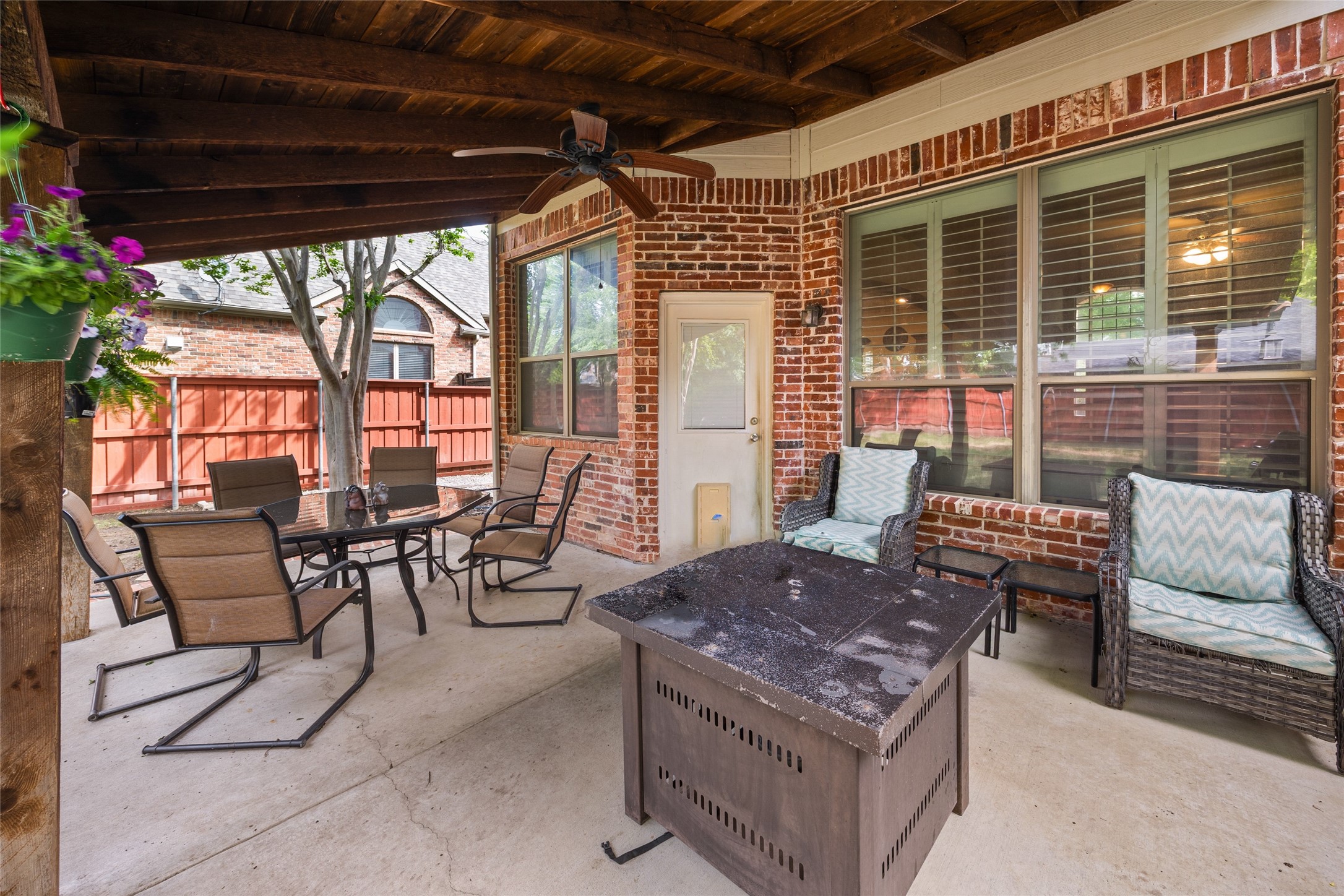 1503 Vinecrest Lane Allen TX 75002
