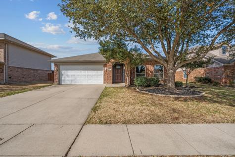 105 Thoroughbred Drive Krum TX 76249