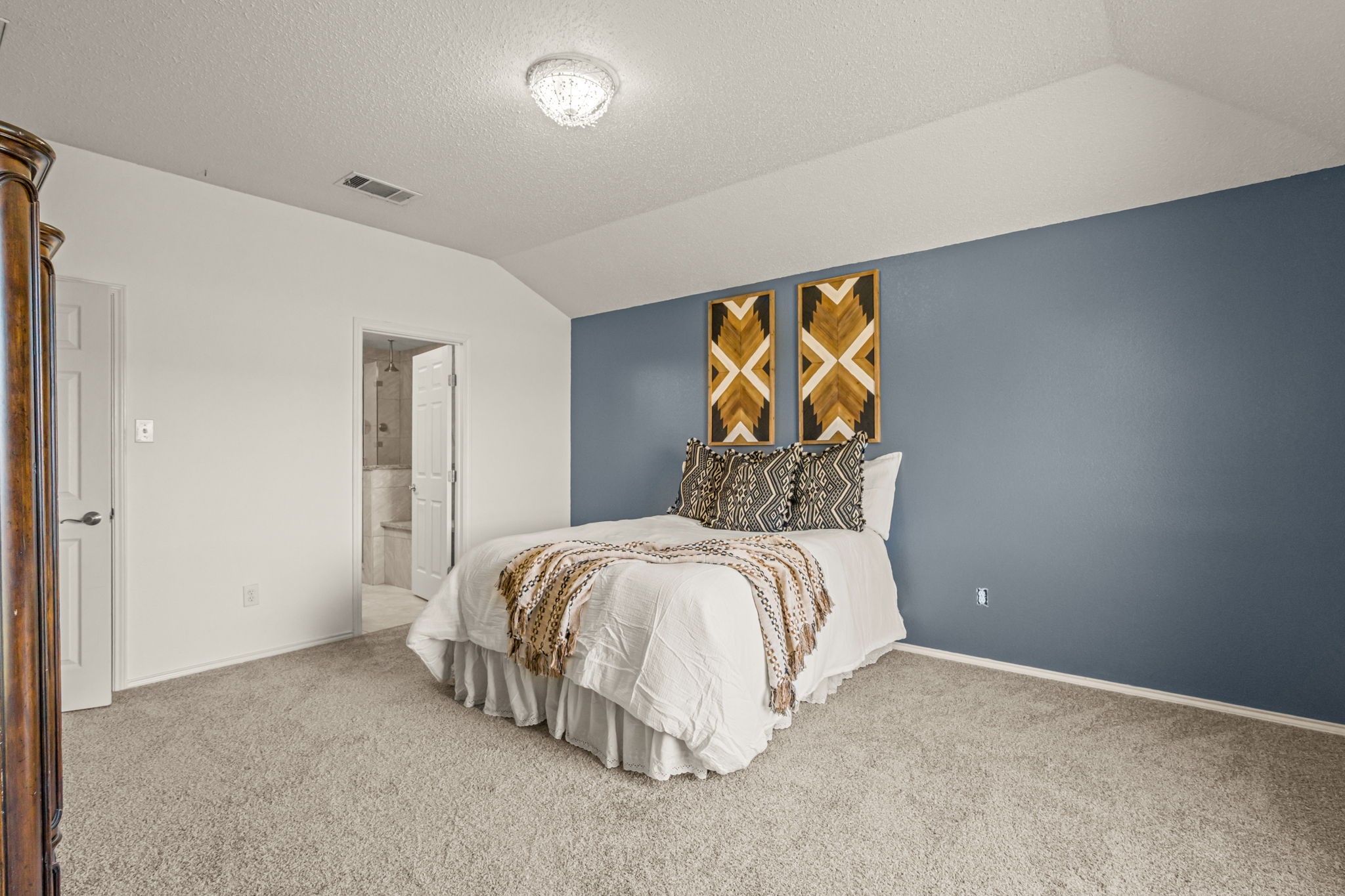 105 Thoroughbred Drive Krum TX 76249