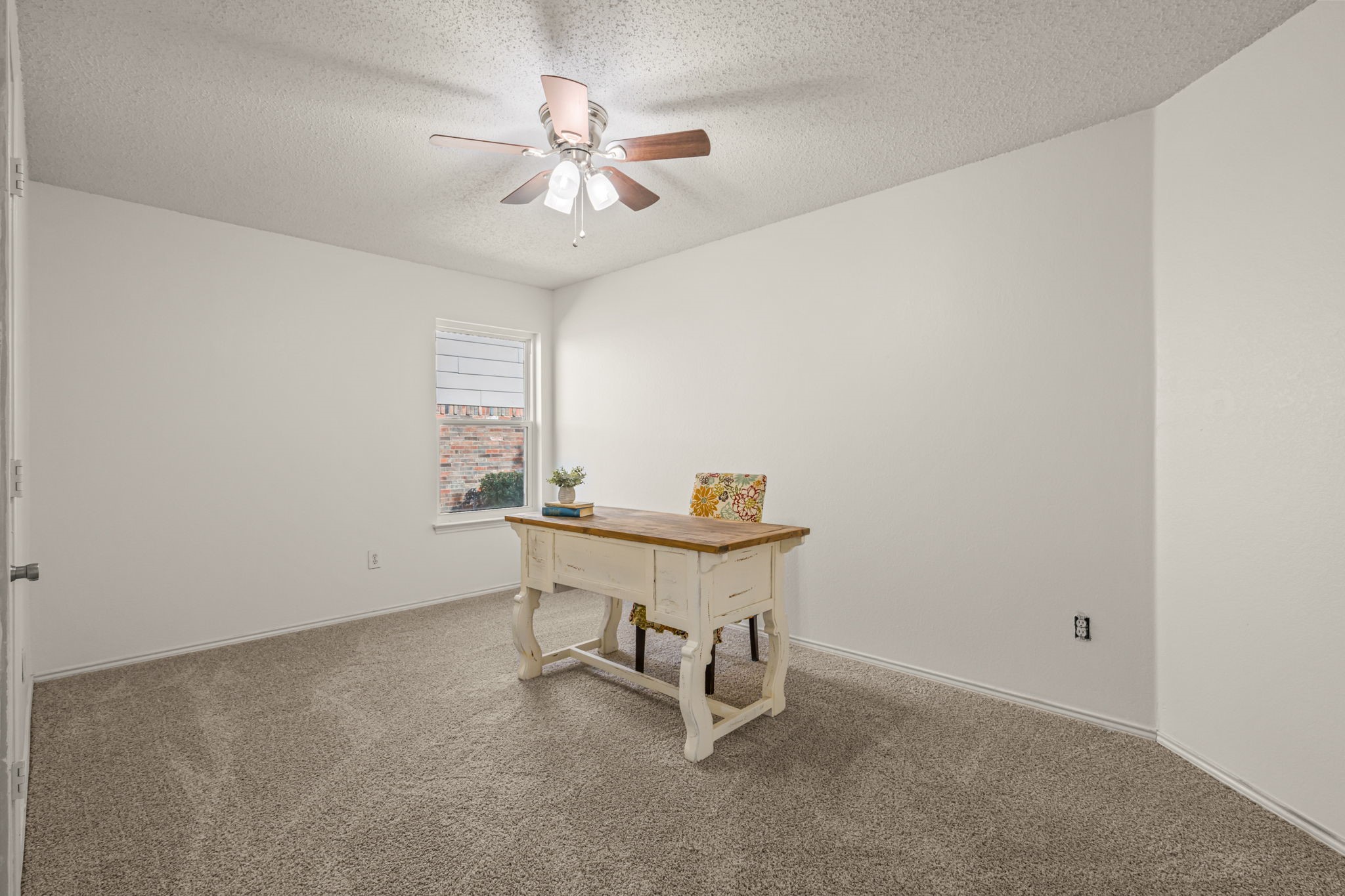 105 Thoroughbred Drive Krum TX 76249