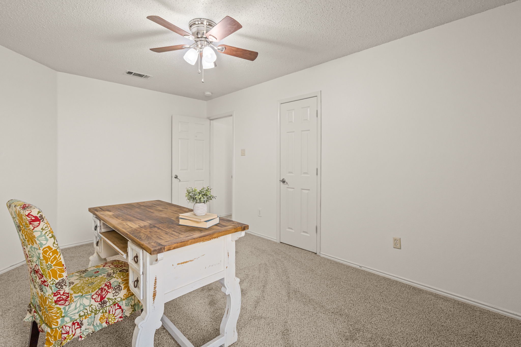 105 Thoroughbred Drive Krum TX 76249