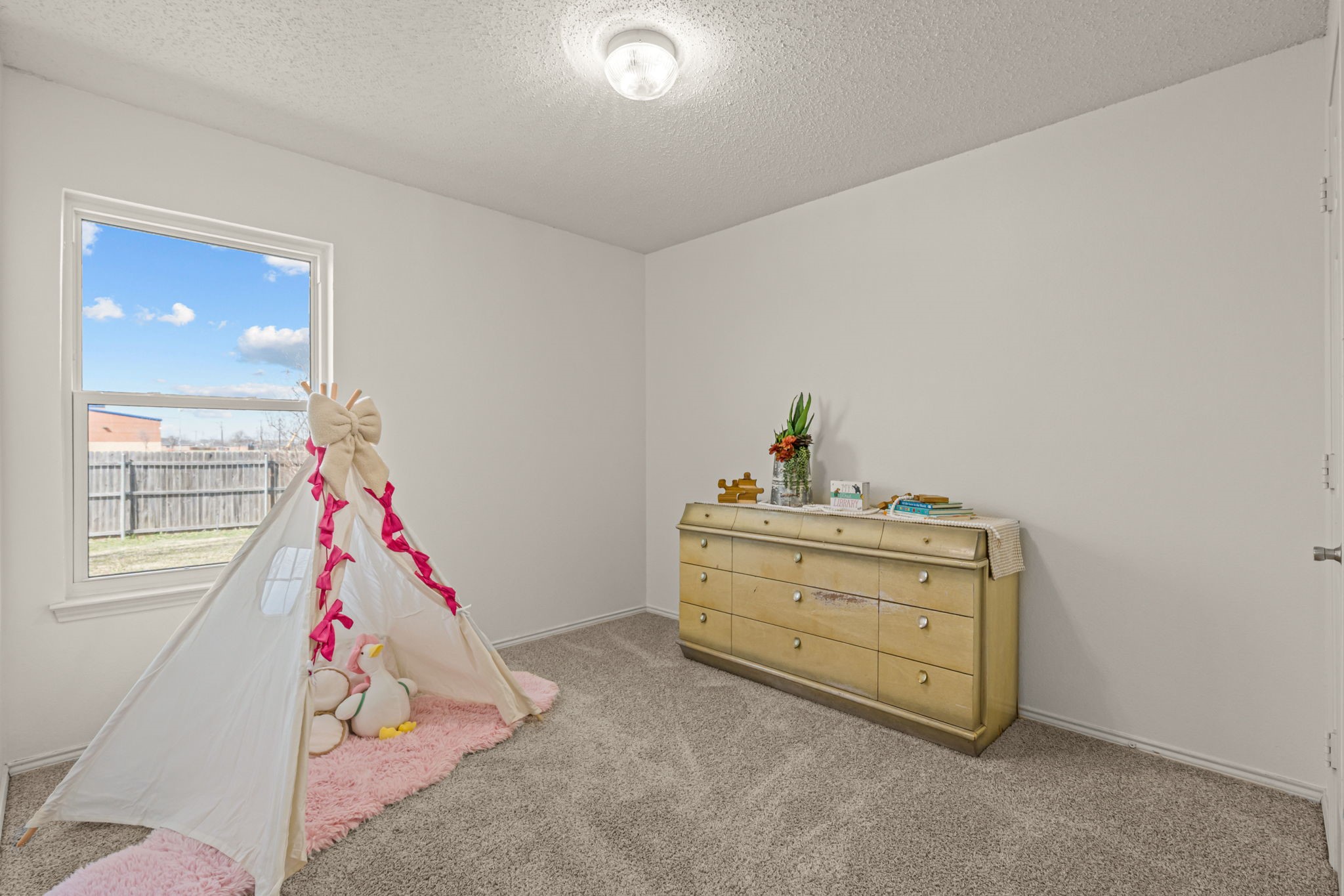 105 Thoroughbred Drive Krum TX 76249