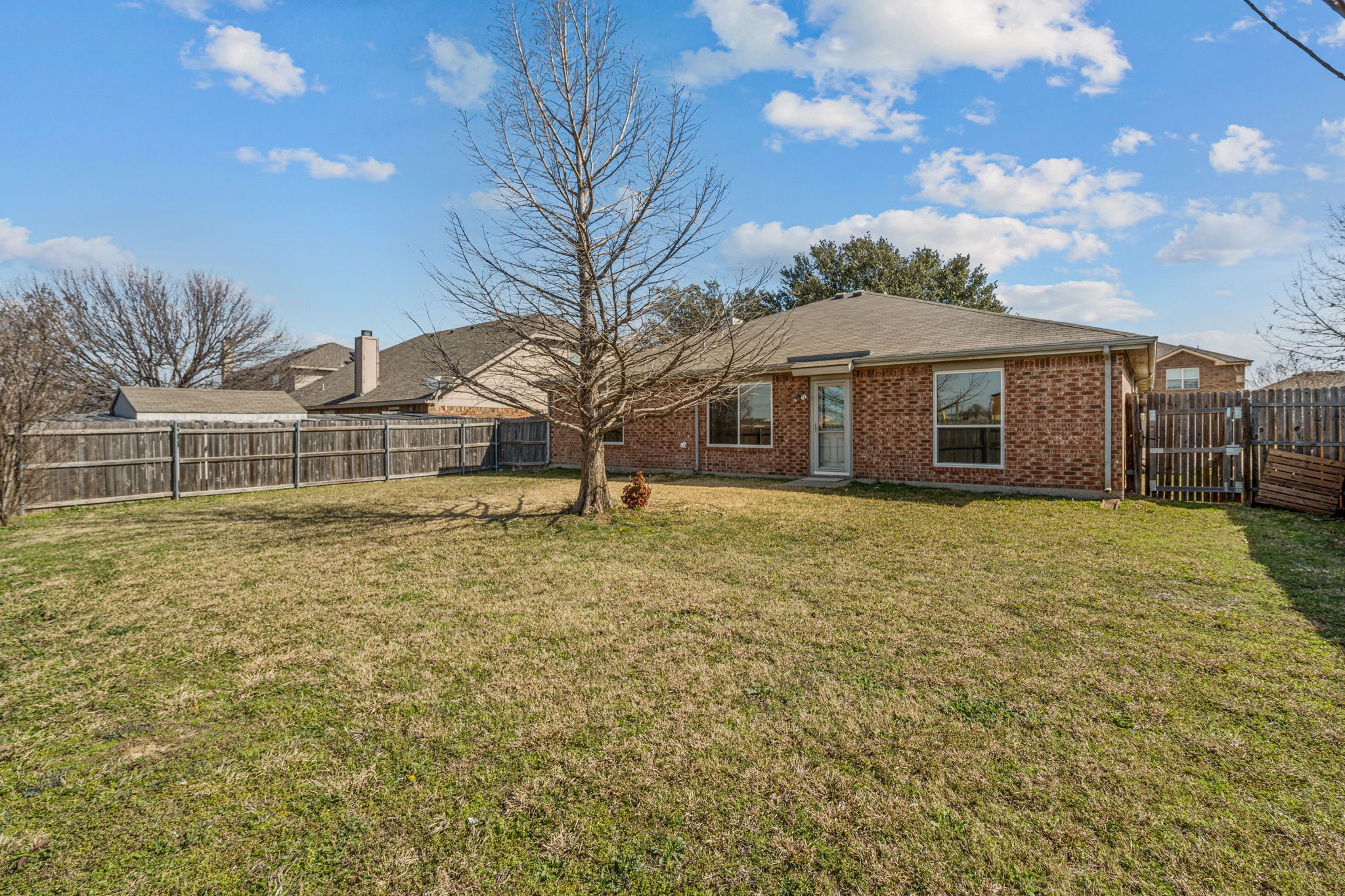 105 Thoroughbred Drive Krum TX 76249