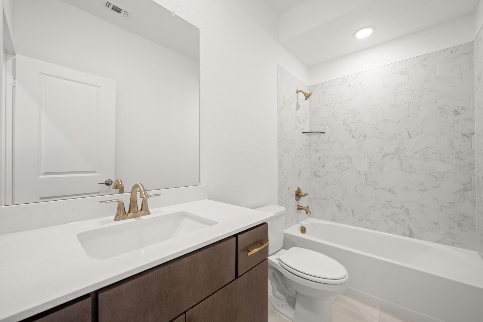 1421 Laurel Argyle TX 76226