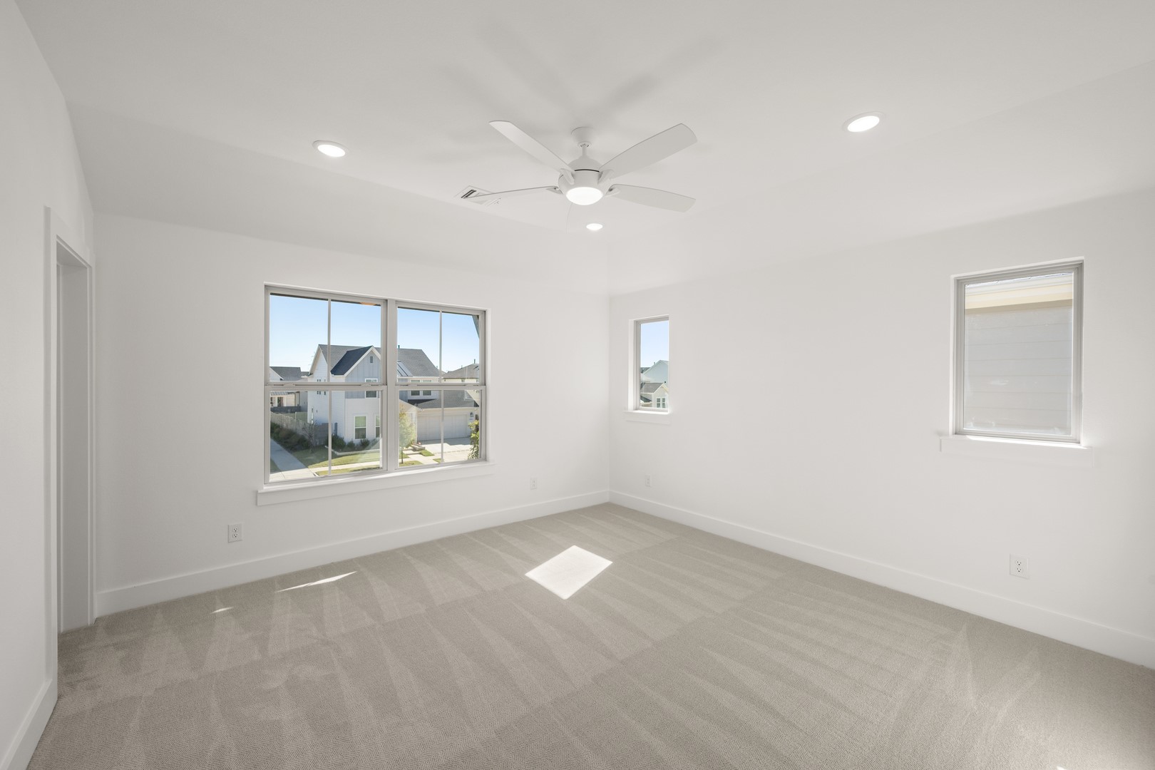 1421 Laurel Argyle TX 76226
