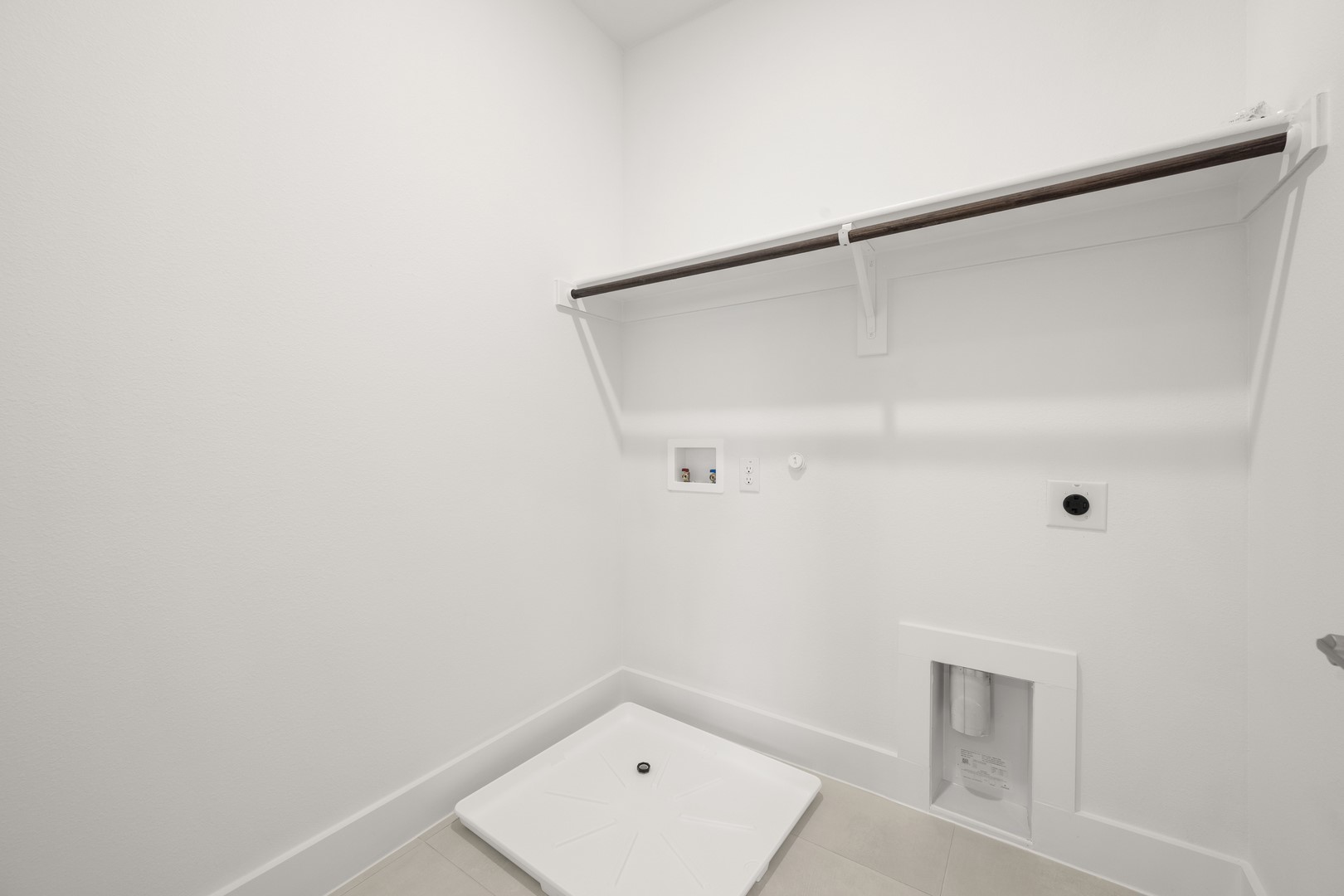 1421 Laurel Argyle TX 76226