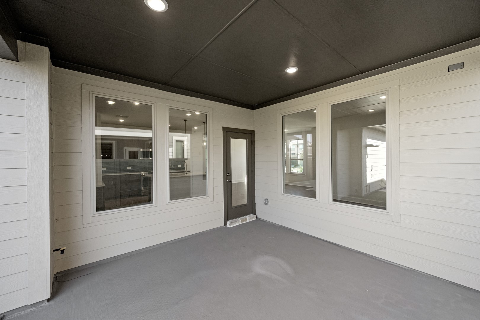 1421 Laurel Argyle TX 76226