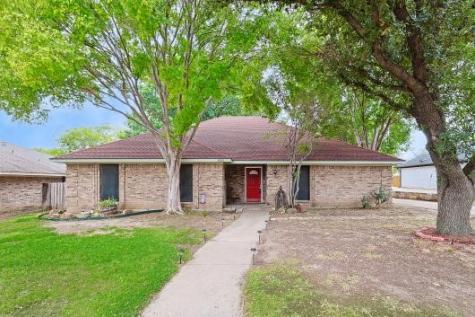 8601 Hummingbird Drive Frisco TX 75034