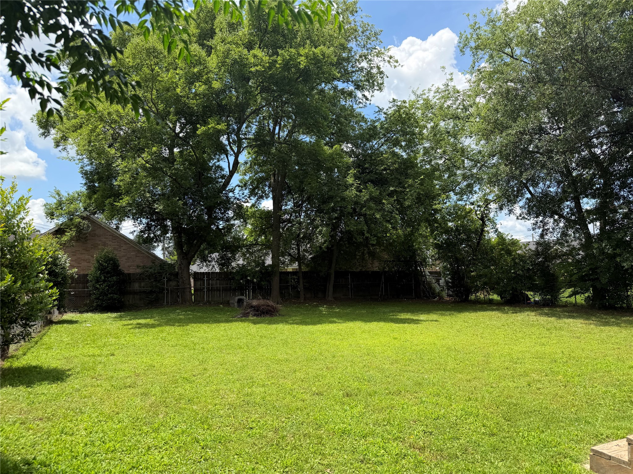 110 Yorke Street Mt Pleasant TX 75455