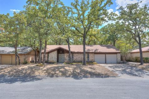 1915 Windlea Drive Euless TX 76040